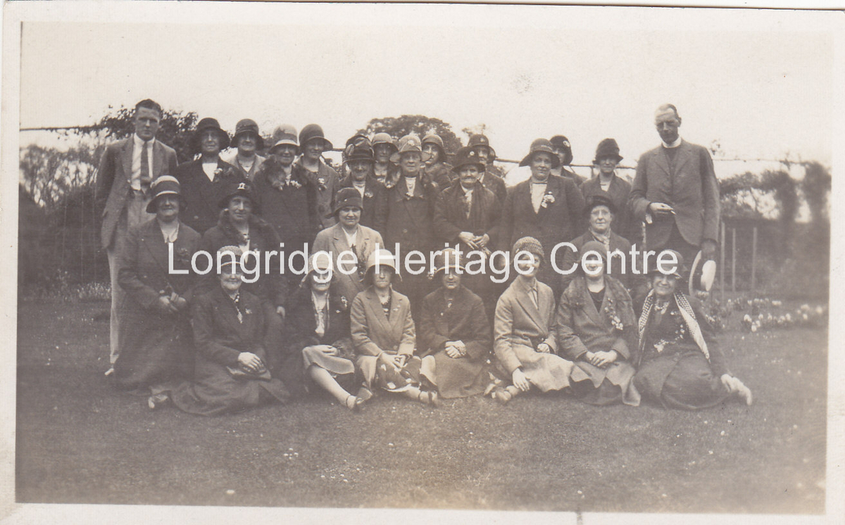 467B - Church Group - Group of church goers - 1930